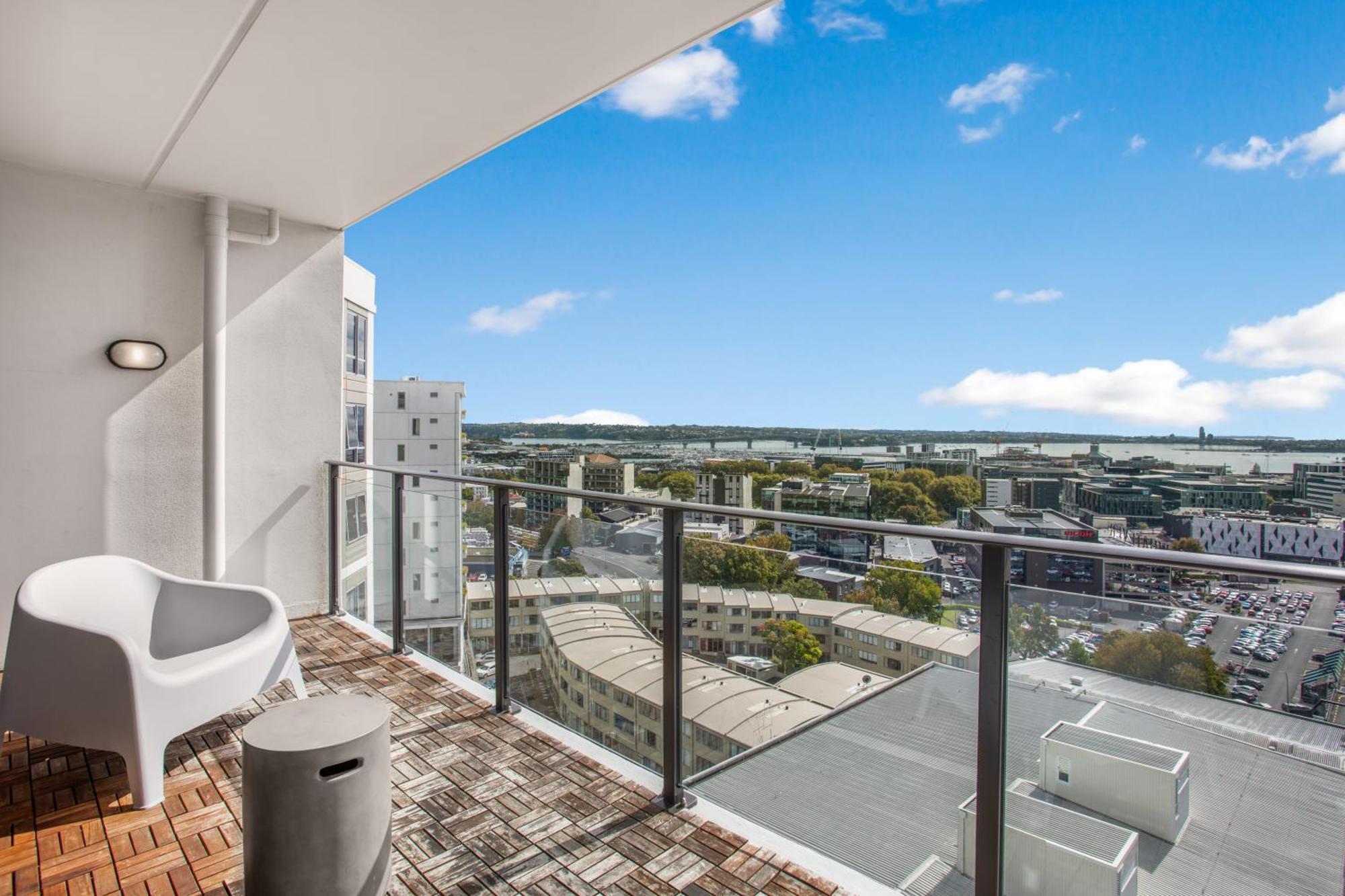 Skyline Serenade Apt With Skycity View And Parking Auckland Extérieur photo